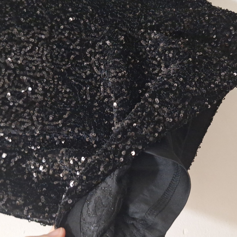 NWT ZARA BLACK SEQUIN HIGH WAISTED SHORTS - Picture 5 of 6